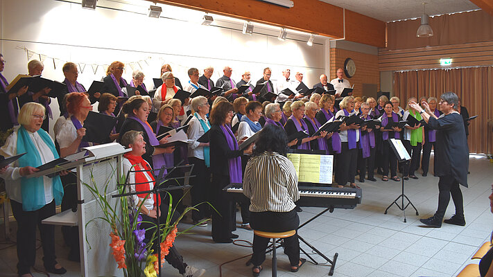 Zwei Chöre - ein Konzert - der Gemischte Chor Galmsbüll u. der Singkreis Arlau e.V.